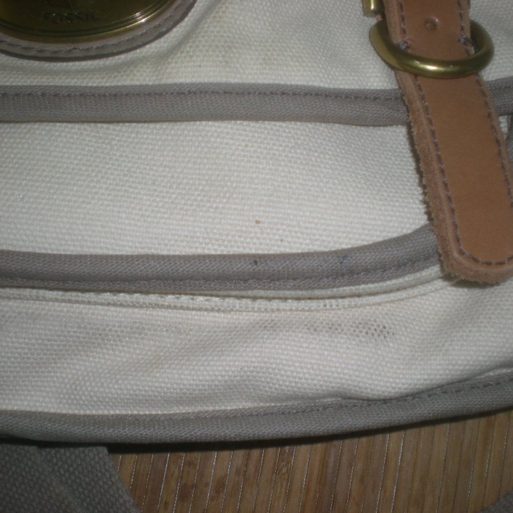 Fossil Brand Computer Electronics Book Bag Messen… - image 6